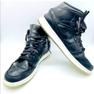 AIR JORDAN 1 RETRO HIGH Shoes Metallic 850102-TYPS